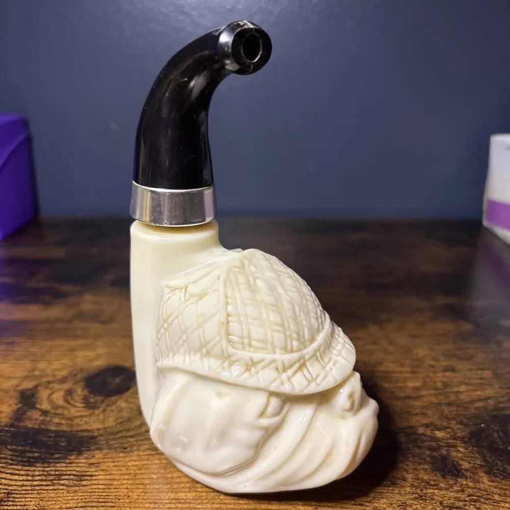 Vintage Avon BULLDOG PIPE Wild Country After Shave 6 oz. Filled